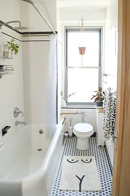 Sold by Compass | media 5