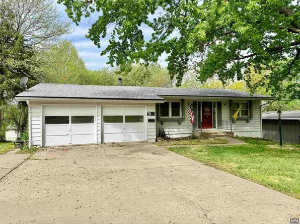 3117 SW Stone Ave, Topeka, KS 66614