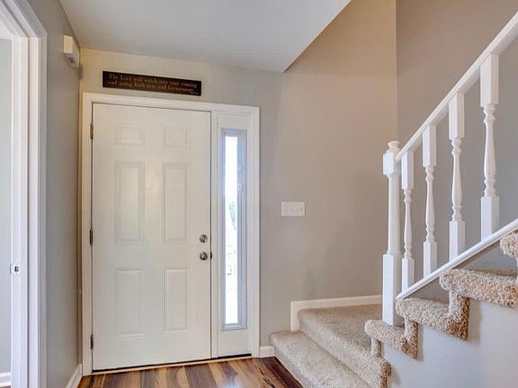 3rd image of 2121 Silverbrook Dr #2B