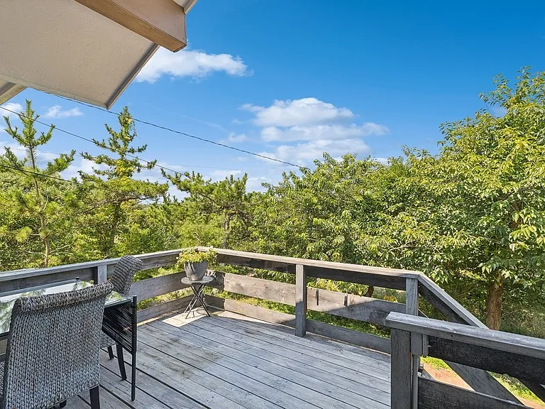 323 Marine Blvd — Photo 33