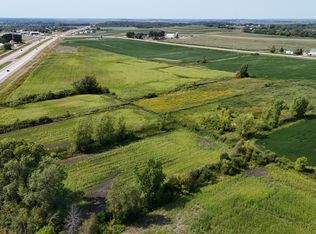 15 Highway, Hortonville, WI 54944