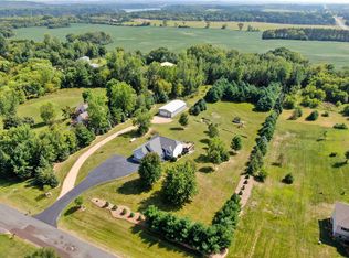 681 N Bay Rd, Somerset, WI 54025