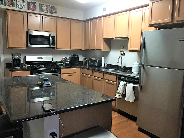 3420 N Old Arlington Heights Rd #203 — Photo 2