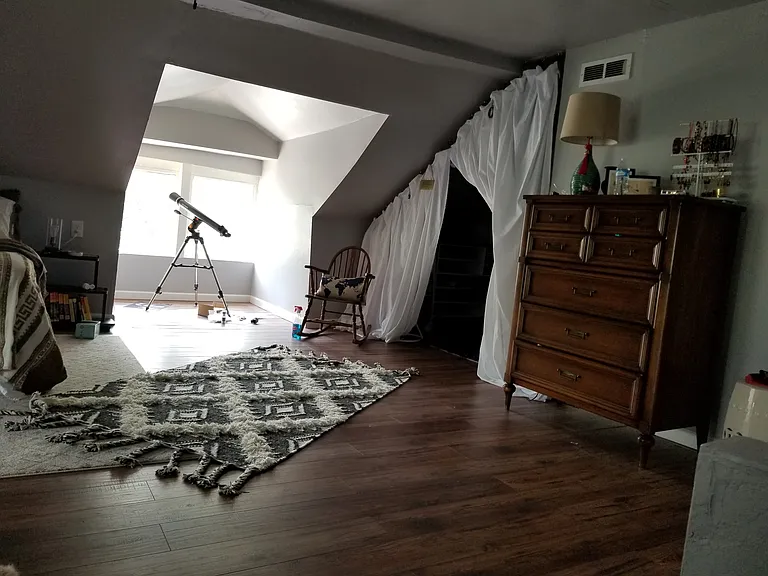 305 N Willett St #3 — Photo 11