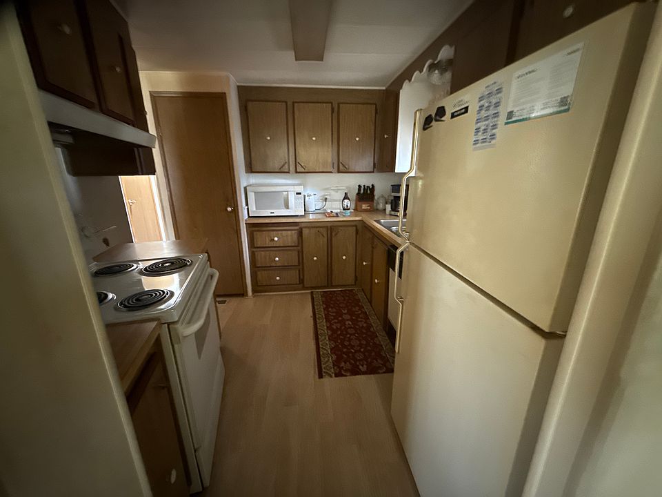 2nd image of 4915 Swegle Rd NE Unit 4
