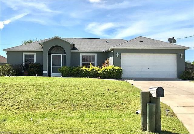 1st image of 1002 NW 12th Ln