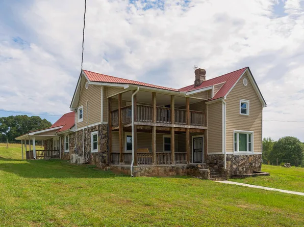 930 Kensington Rd, Chickamauga, GA 30707