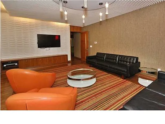 Rented by Exit Realty Landmark | media 7