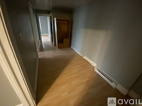4th image of 1020 Sherman Ave #1018-1/2