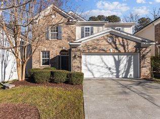 520 Emerald Downs Rd, Cary, NC 27519