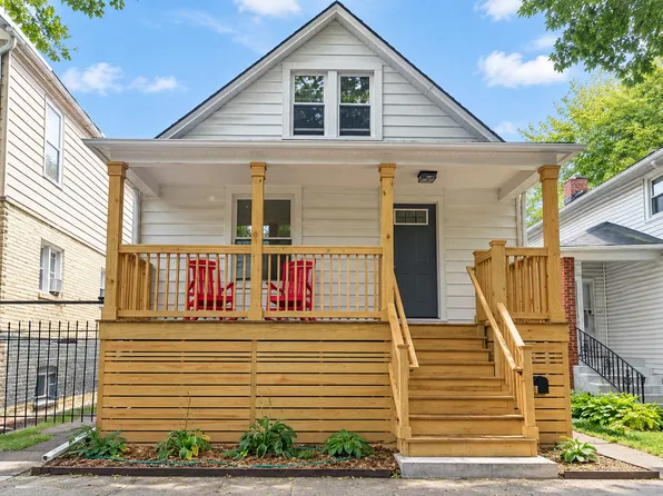 1041 Dewey Ave, Evanston, IL 60202