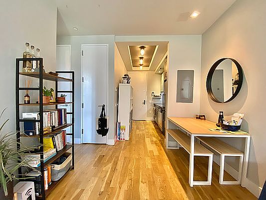 5th image of 69 Ten Eyck St #3A