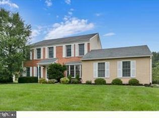 25 Harris Cir, Newark, DE 19711