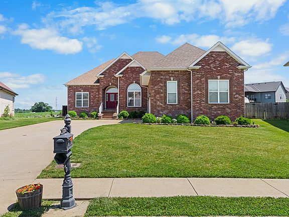 5th image of 1329 Chinook Cir