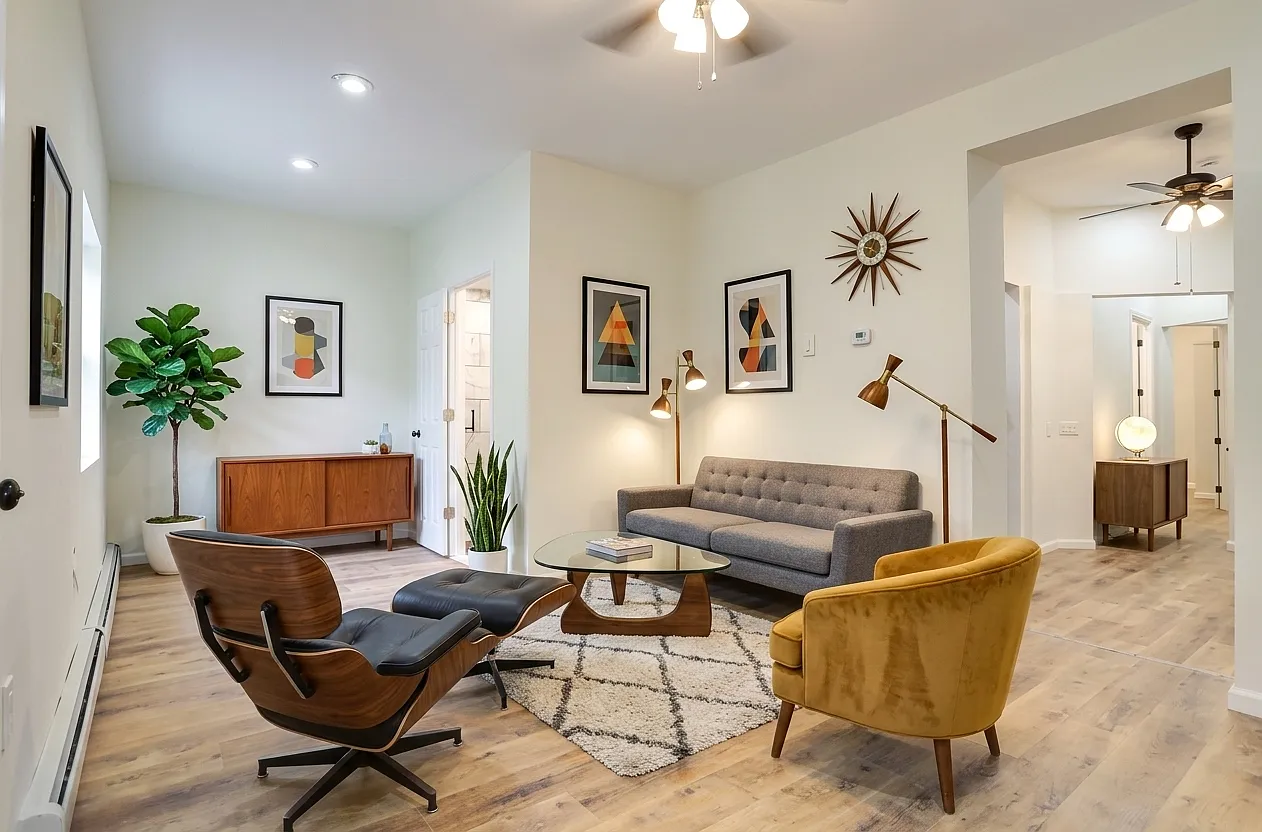 2 bed, 1100 sqft, $2,800 — Photo 1