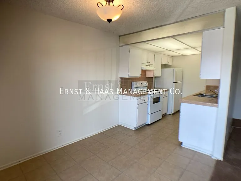 4595 California Ave #209 — Photo 7