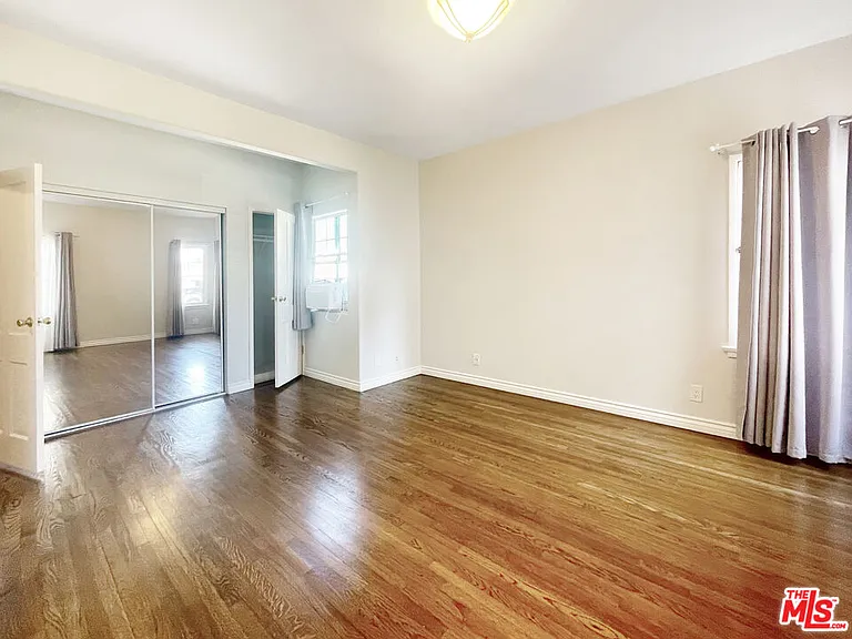 440 N Spaulding Ave — Photo 19