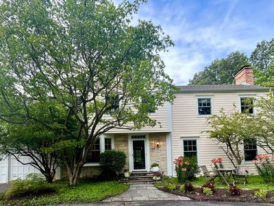 1188 Oak Ridge Dr, Glencoe, IL, 60022