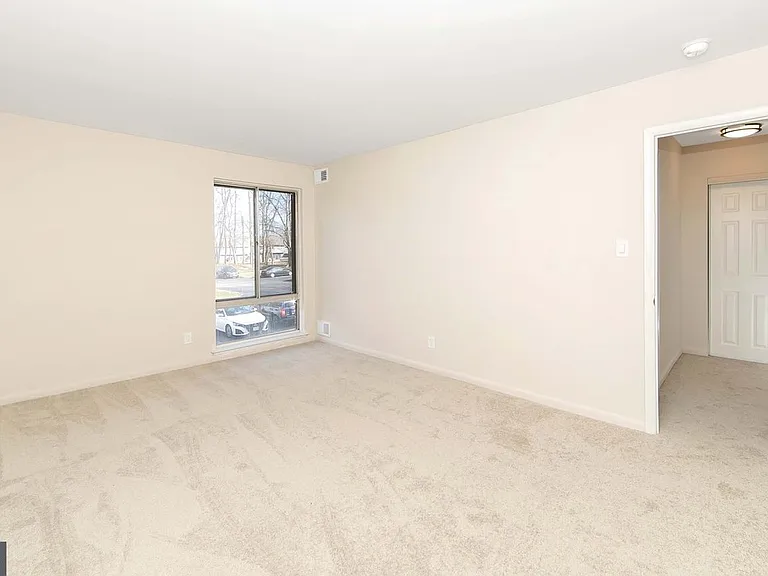222 Echelon Rd #8 — Photo 20