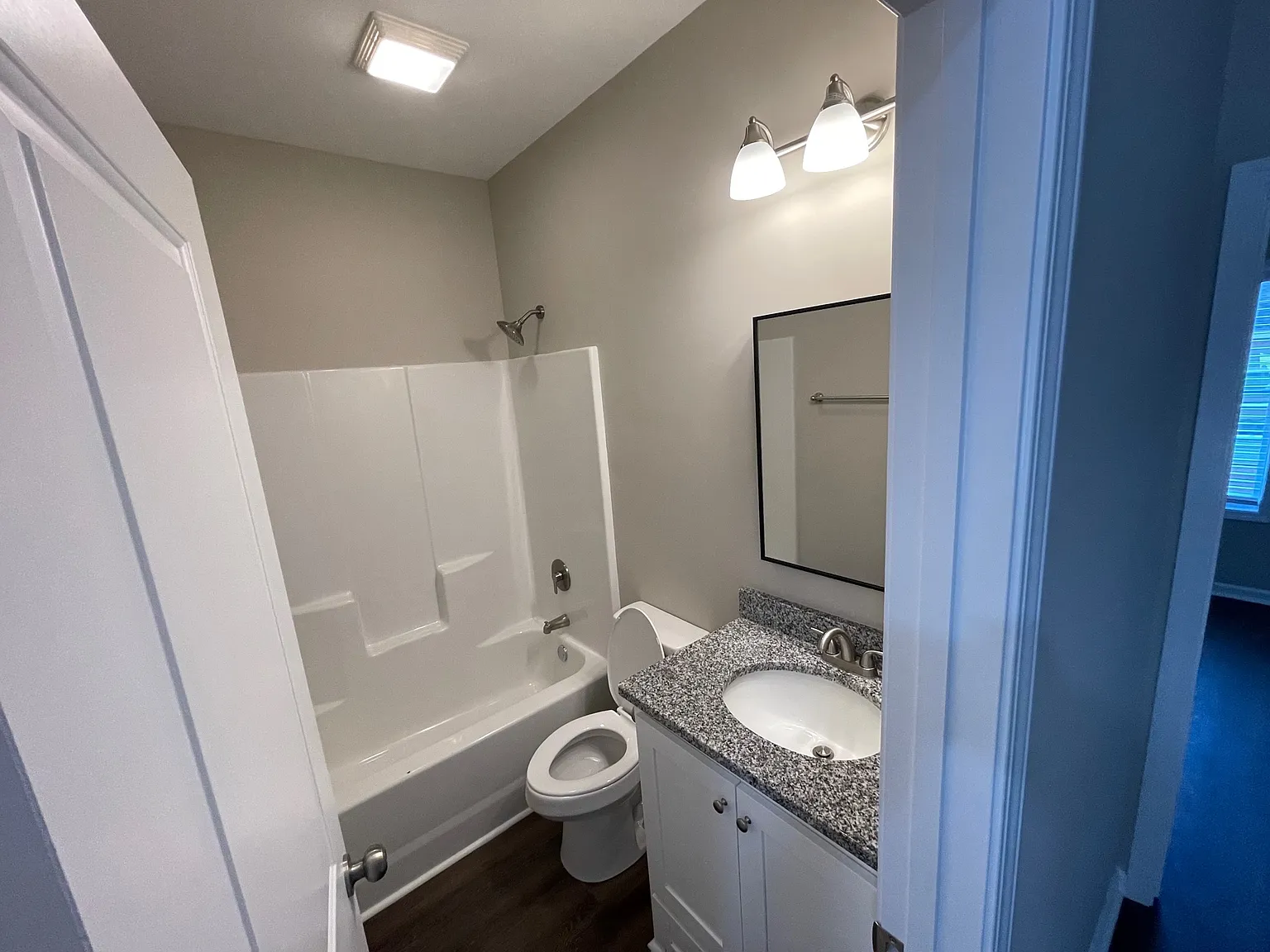 1 bed, 550 sqft, $750 — Photo 3