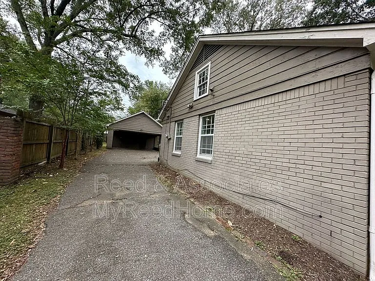4297 Sequoia Ave — Photo 9