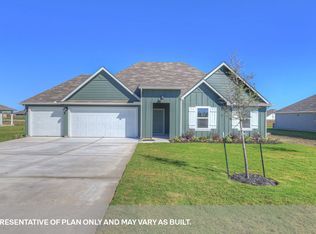 483 Sonoma St, Fredericksburg, TX 78624