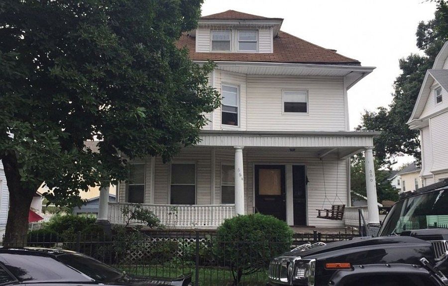 1st image of 664-666 Highland Ave