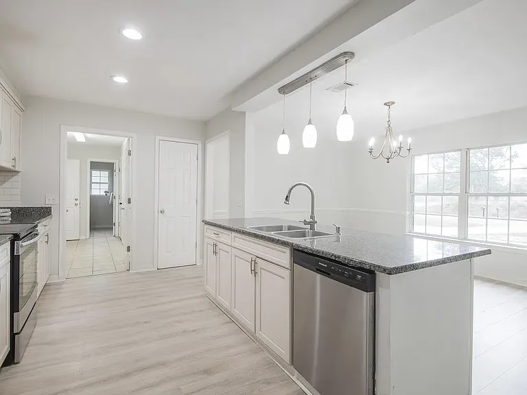 5561 Cottonwood Dr — Photo 5