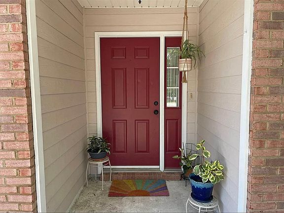 4th image of 8352 Elan Dr