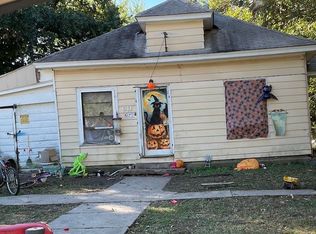 611 E 14th Ave, Winfield, KS 67156