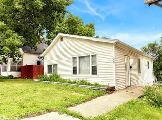 520 S 9th St, Burlington, IA 52601