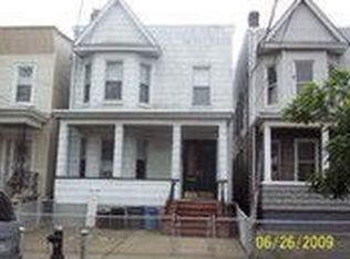 5510 69th Pl, Maspeth, NY 11378