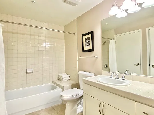 530 K St #920 — Photo 21
