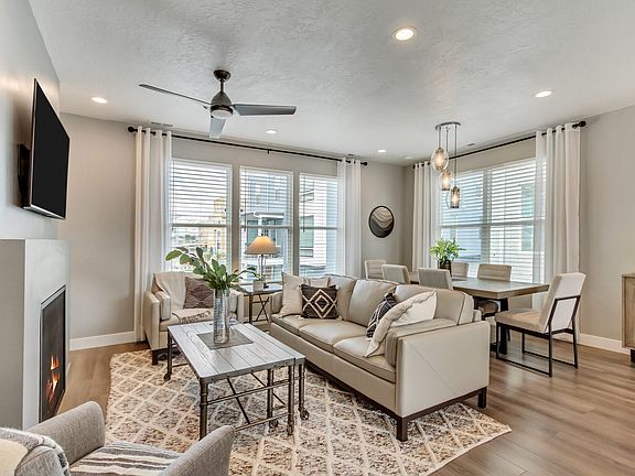 Cabo Living Room Daybreak Sky Terrace Collection