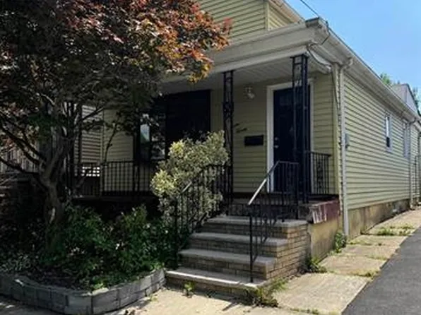 720 Hudson Avenue image 2 of 11