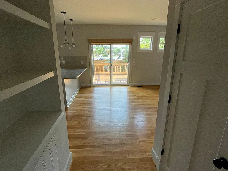 2513 Francis St — Photo 12