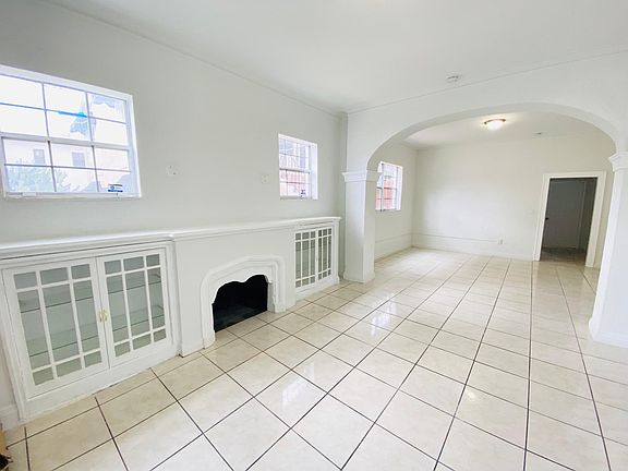 3rd image of 773 NW 61st St