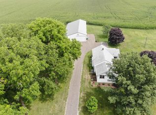 9783 N Main Rd, Rockton, IL 61072