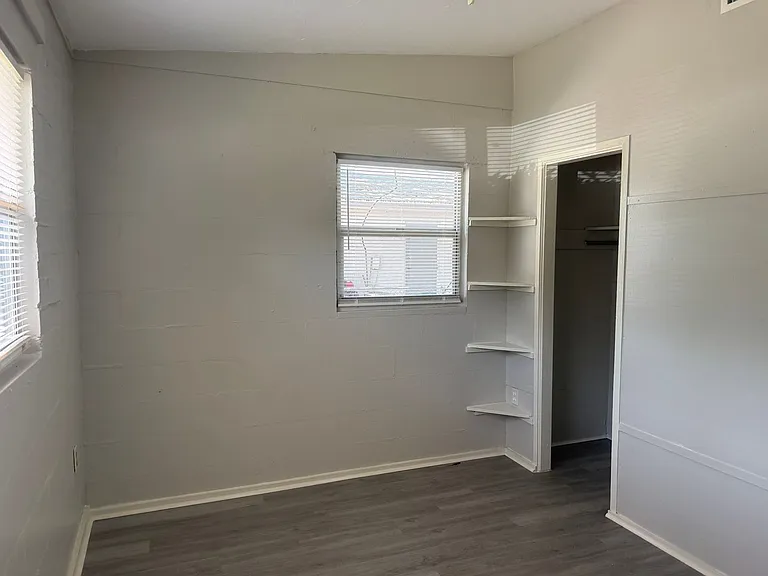 2425 Dixie Ave — Photo 16