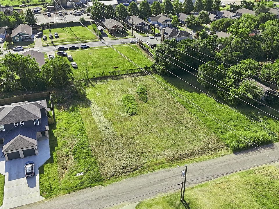 1st image of 3624 Frazier Ave