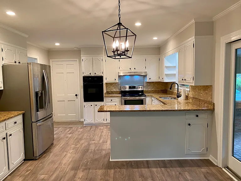 1712 Indian Hill Rd — Photo 8