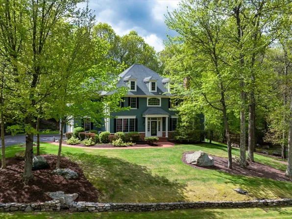 151 Kingswood Drive, Avon, CT 06001