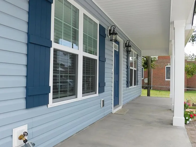 710 N B St #B — Photo 3