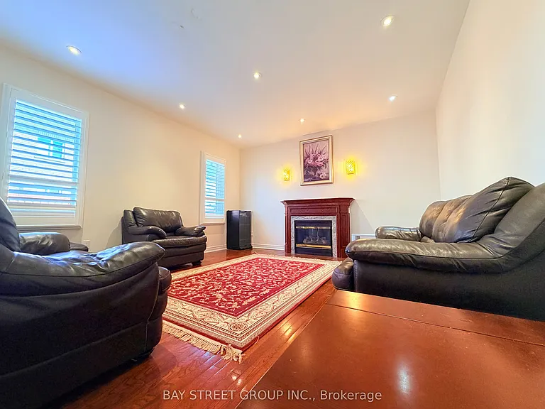 9 Saint Clare Blvd — Photo 16