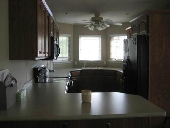 5th image of 6723 Wesley Dr