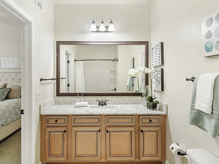 Charleston Apartment Homes — Photo 13
