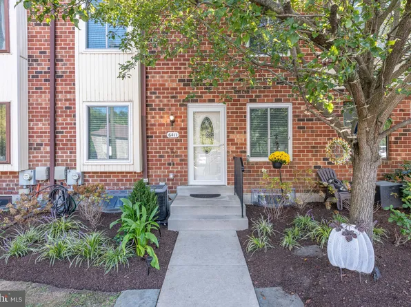 6411 Hilltop Dr #65, Brookhaven, PA 19015