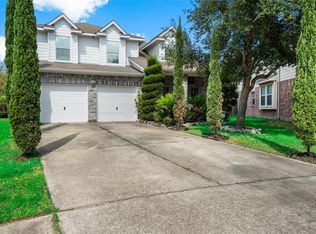 10334 Mills Run Dr, Houston, TX 77070