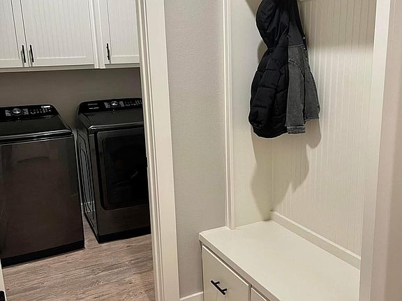 2nd image of 713 Holly St