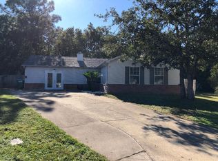 14 Courtney Ln, Crestview, FL 32539